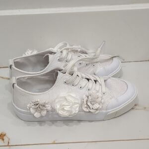 Spring Step White Floral Sneakers